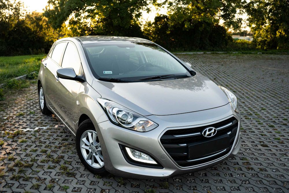 Sprzedam samochód Hyundai i30 1.4MPI po lifcie