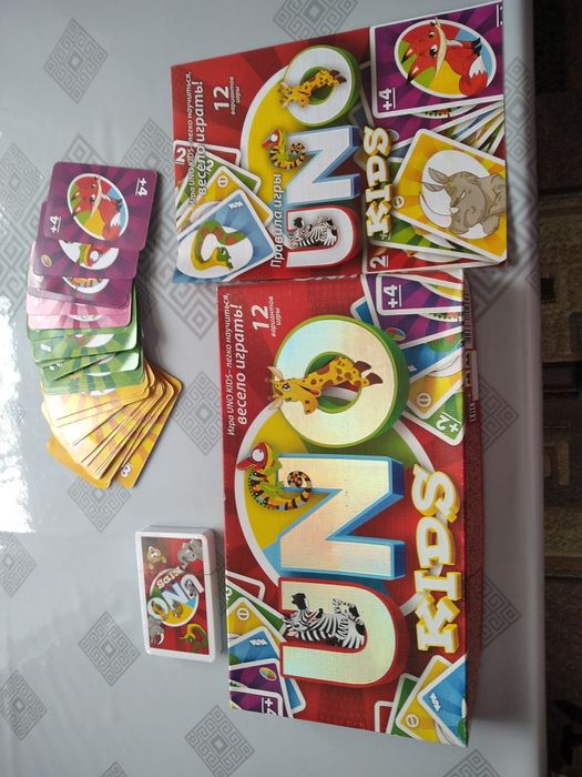 Гра  для дітей,,UNO "