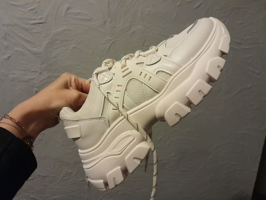 Buty sportowe Sinsay 37