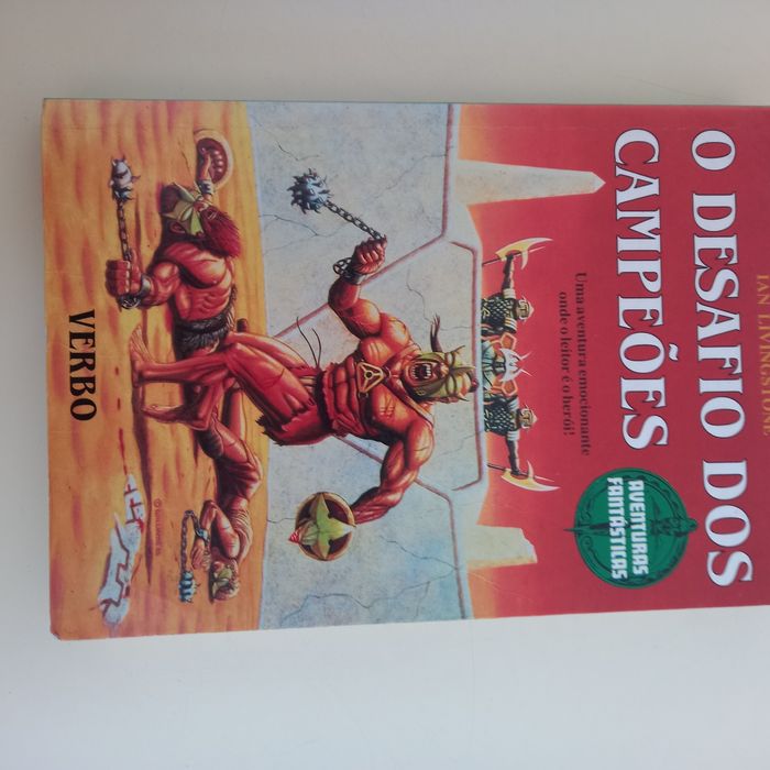 Livro de jogos e aventuras