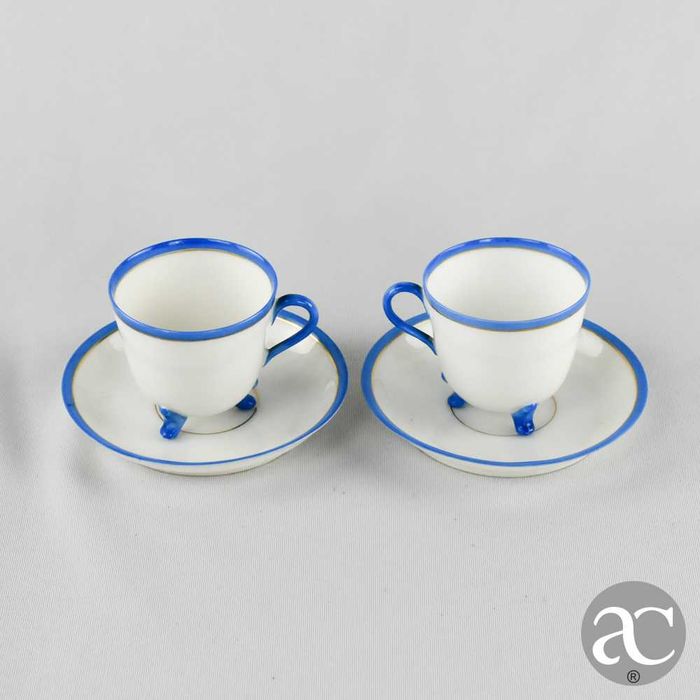 Par de chávenas em porcelana Europeia, séc. XIX