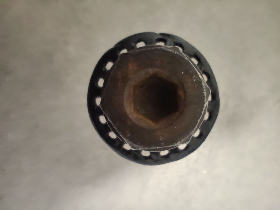 piasta przednia trebol bolt