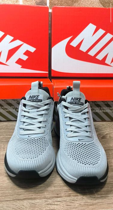 Кросівки Nike Zoom winflo