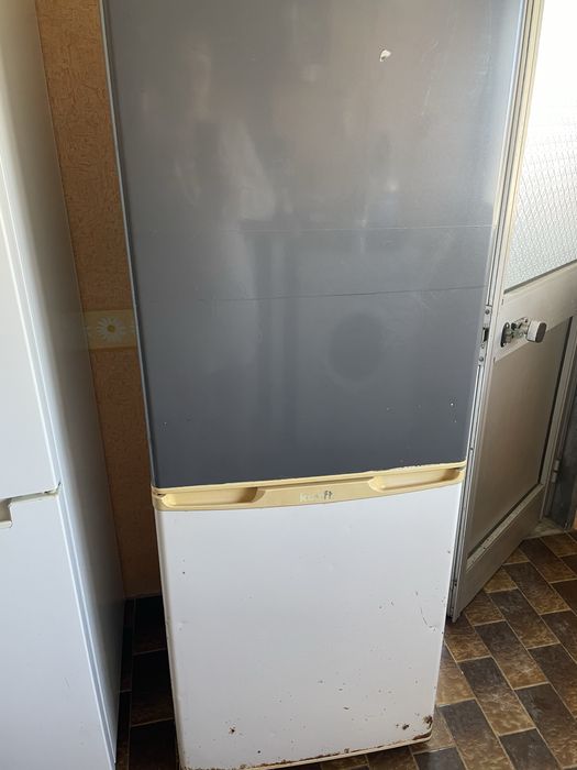 Frigorífico Kunft usado – A funcionar perfeitamente