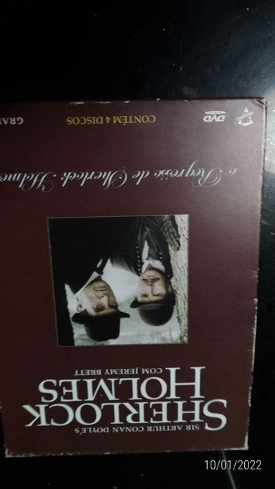 2 Colecoes DVDs Poirot e Sherlock Holmes
