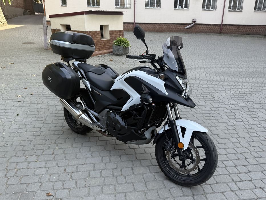 Продам мотоцикл Honda NC-750X