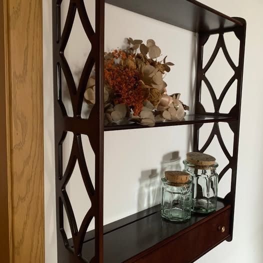 Prateleira/escaparate de madeira maciça