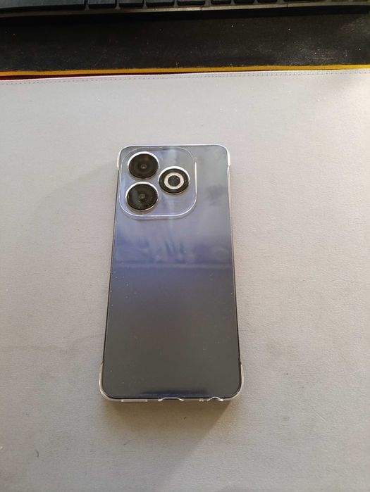 Продам Infinix  Smart 8+