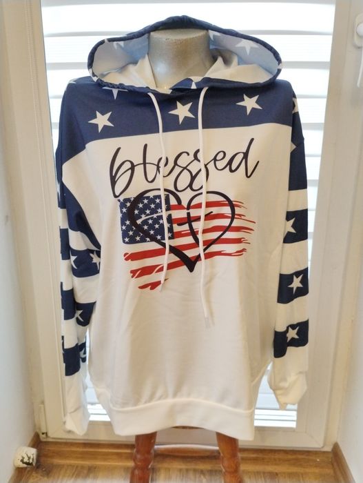 Bluzka z kapturem z nadrukiem rozm XL