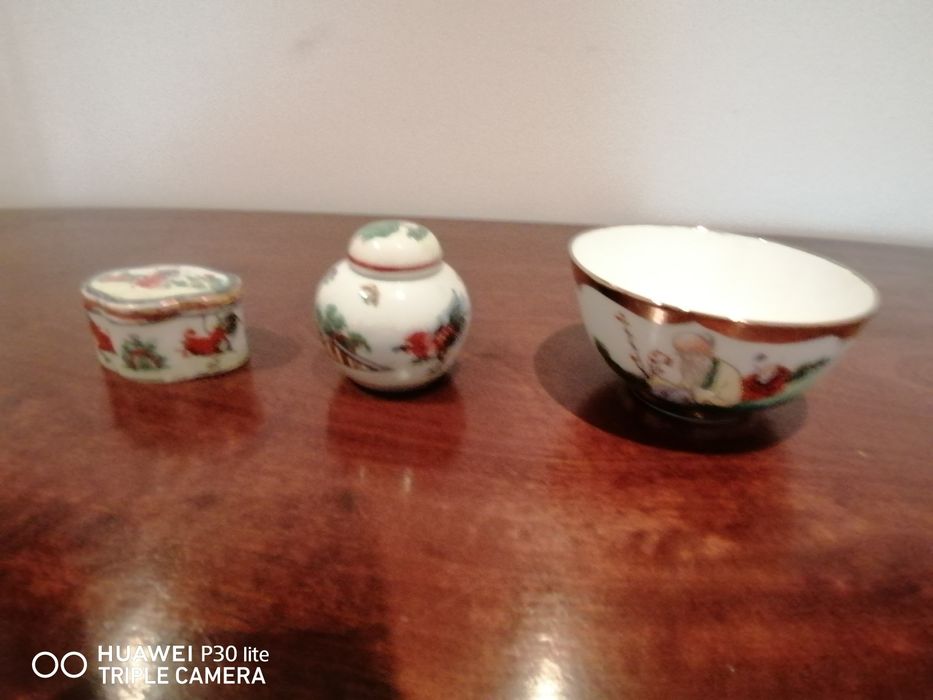 3 peças de loiça Macaense