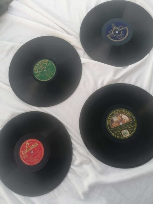 Álbum Arquivador Vintage + Lote 12 Discos 78 RPM Antigos - Édith Piaf, Brassens, Tangos