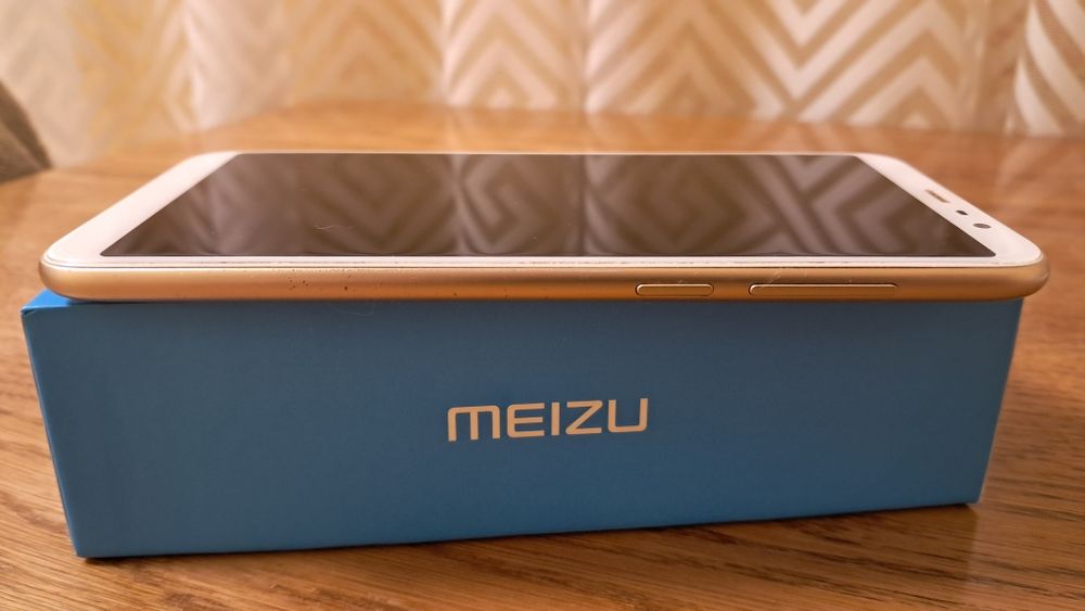 Смартфон Meizu M6T