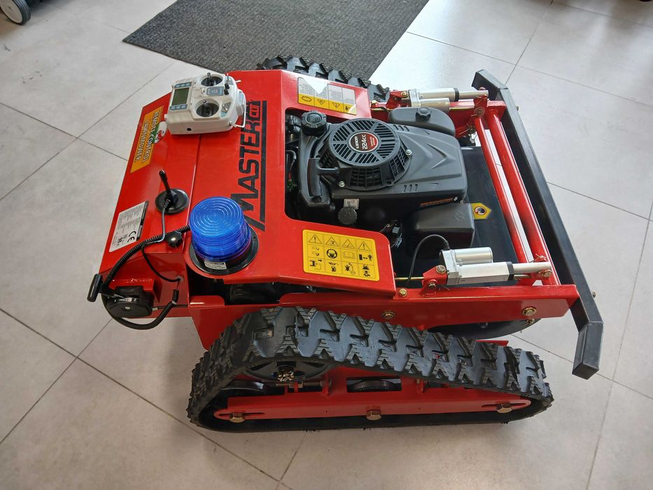 Master-Cut JFRC55S robot koszący spalinowy z pilotem Nowy