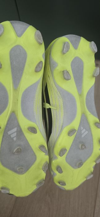 Chuteira adidas criança