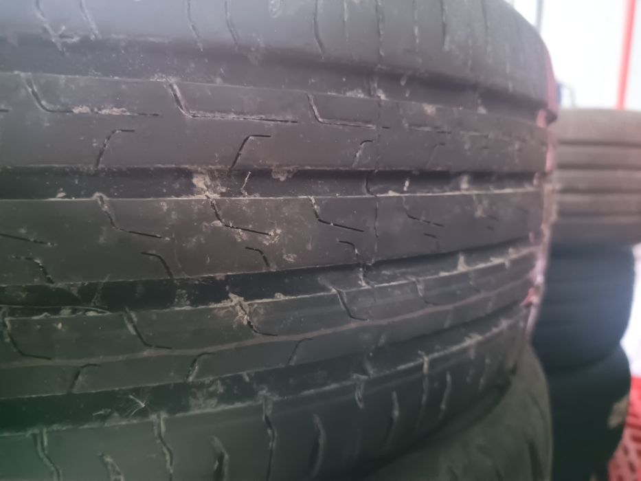 Komplet opon 205/45R17 Continental