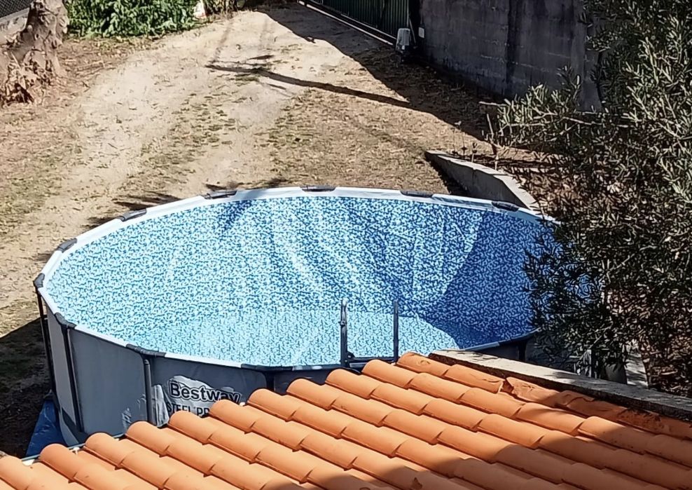 Piscina Bestway.