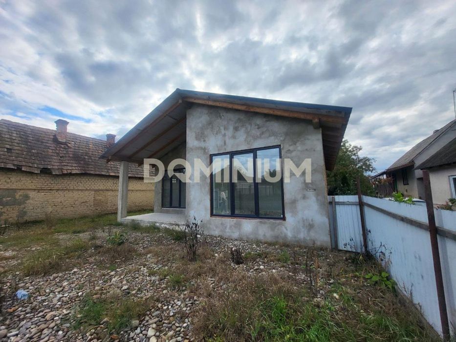 Продаж новобудови — село Тросник, вул. Перемоги