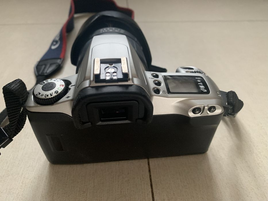 Aparat analogowy Canon 300