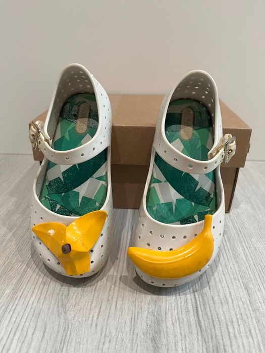 Buty sandały dla dziewczynki Mini Melissa Ultragirl Banana R. 25/26