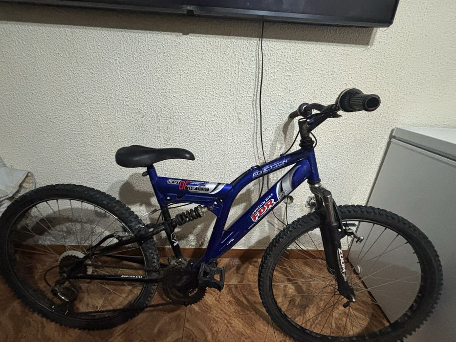 Bicicleta de Montanha com Suspensão Dupla