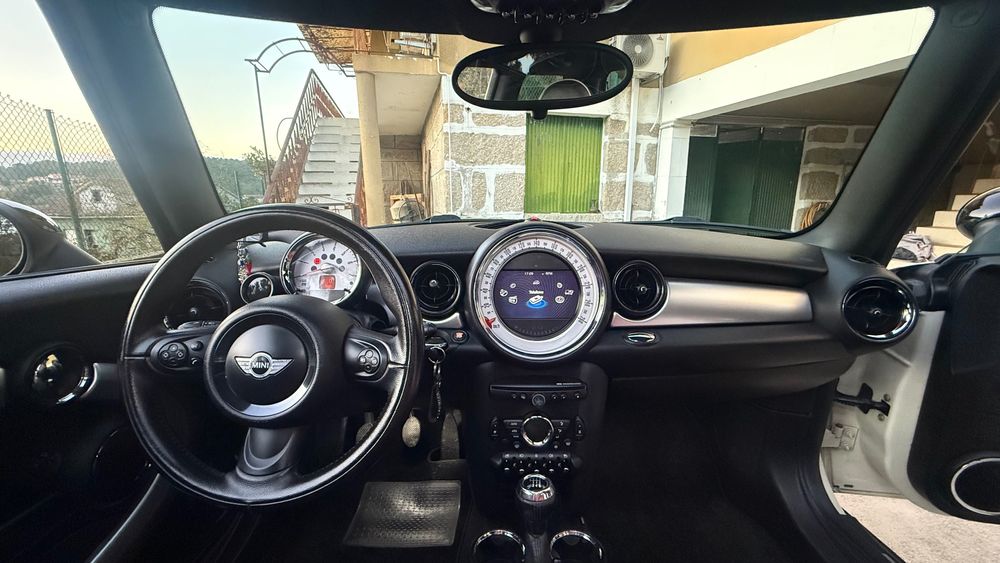 MINI Cooper D 1.6 112cv