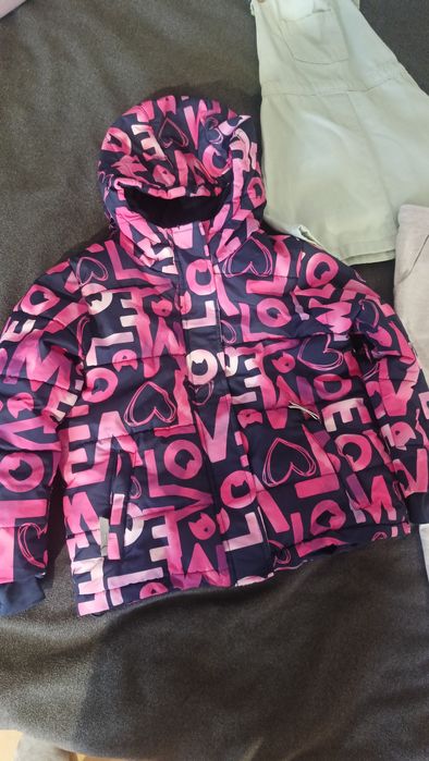 Odzież dziecięca 122 rozmiar