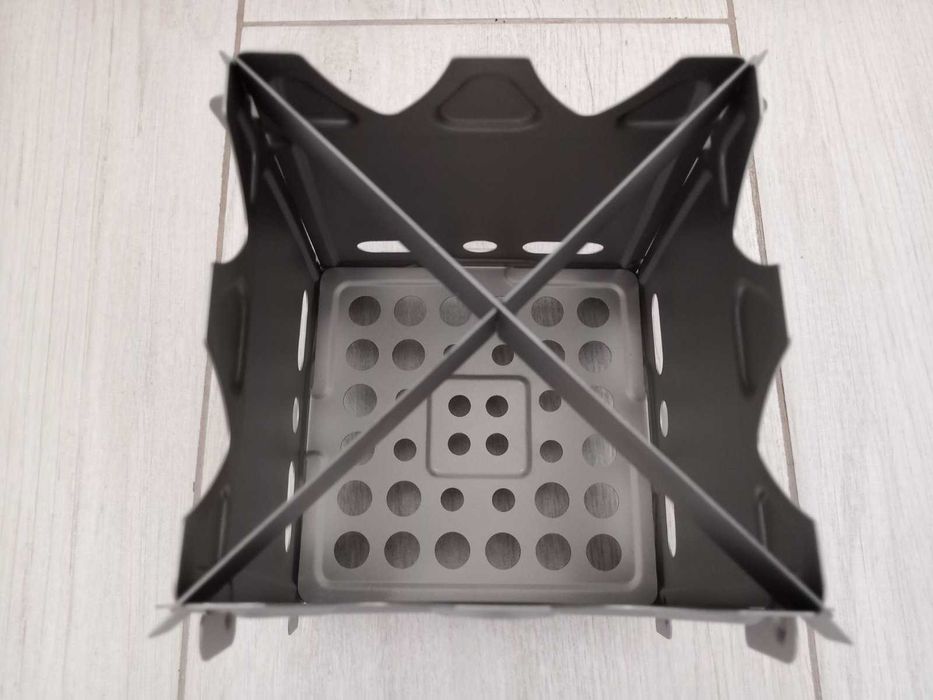 Титанова піч, плита, щепочниця на дрова. Титановая щепочница складная.