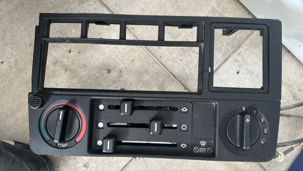 Moldura tablier bmw e30