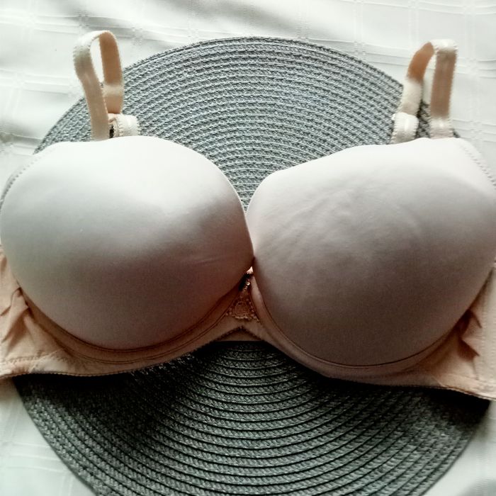 Biustonosz push up, beżowy Kris 85D