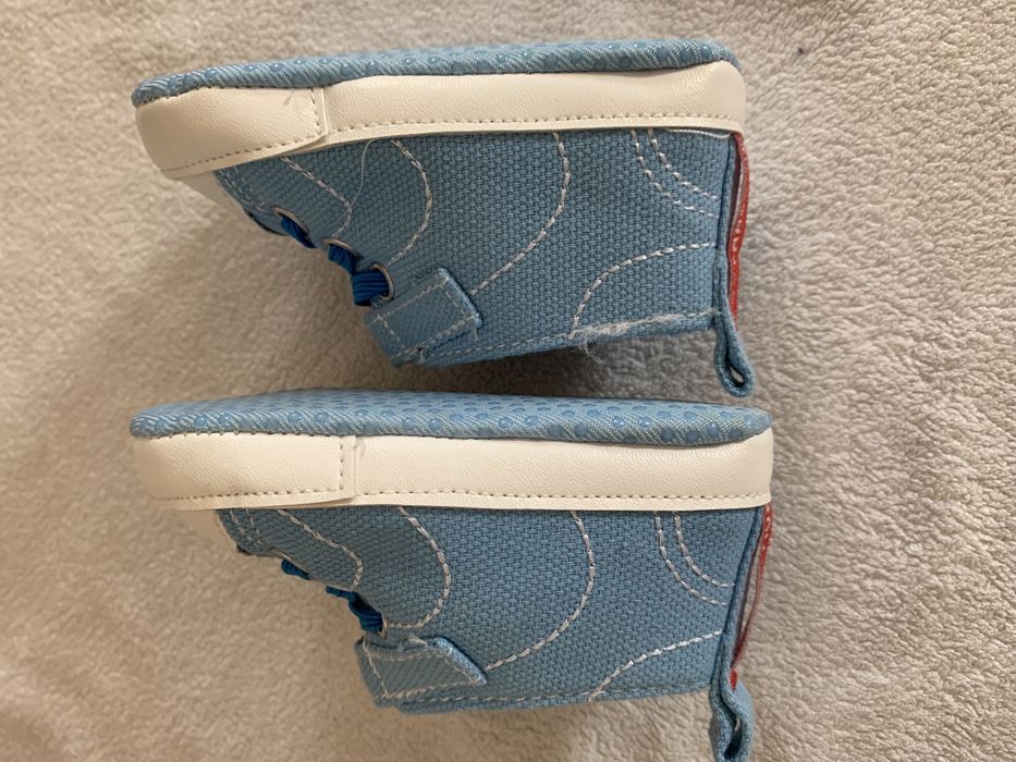 Buty niemowlęce niechodki 12