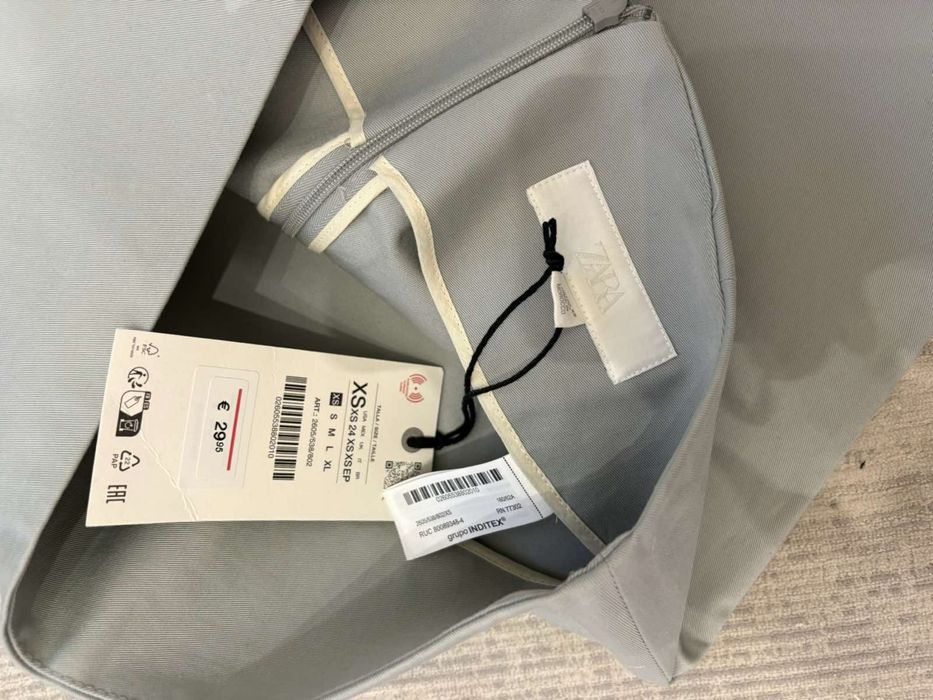 Юбка Зара ,плотный полированный котон,полномерная.Подойдет на осень