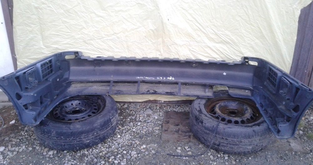 NOWY Zderzak Tył Tylni Oryginał z Salonu BMW 5 e39 Kombi Touring PDC