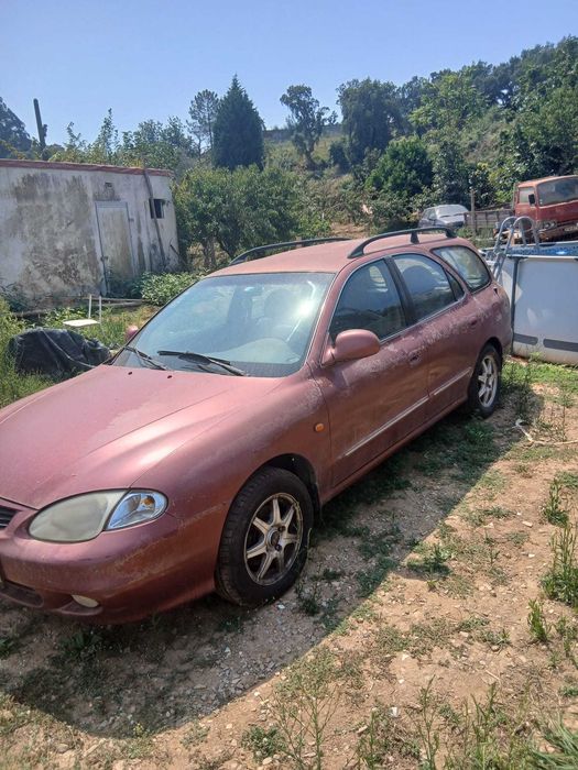 hyundai lantra 1.6gls foto 3