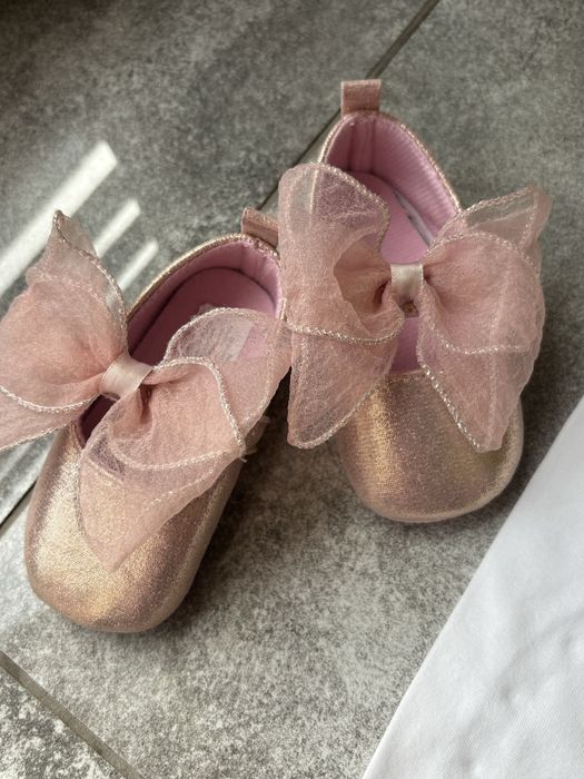 Elegancki zestaw dla dziewczynki r. 80 chrzciny roczek komunia wesele