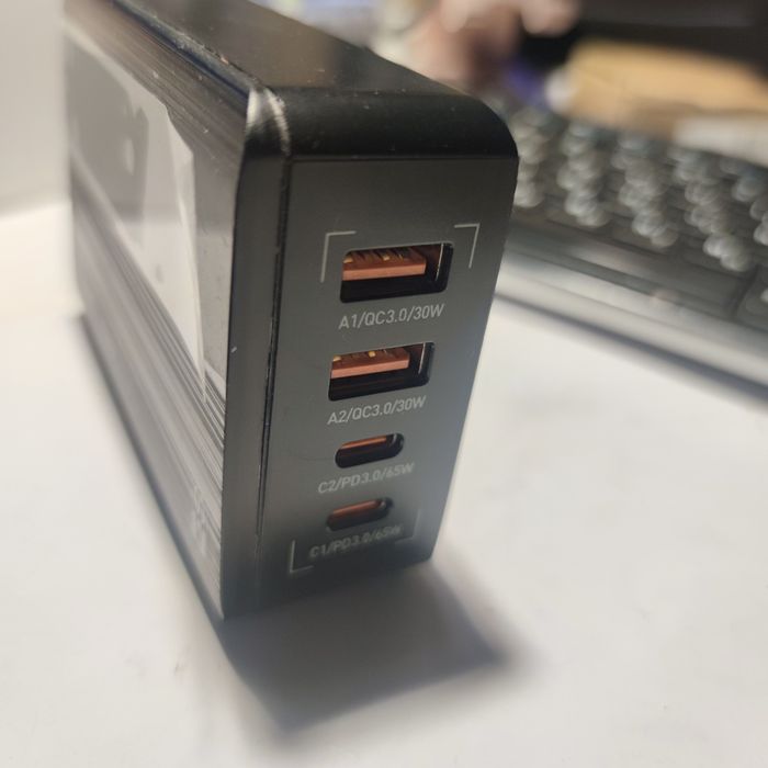 Зарядка USB Type C 65Вт 20В 3А с индикацией тока и напряжения