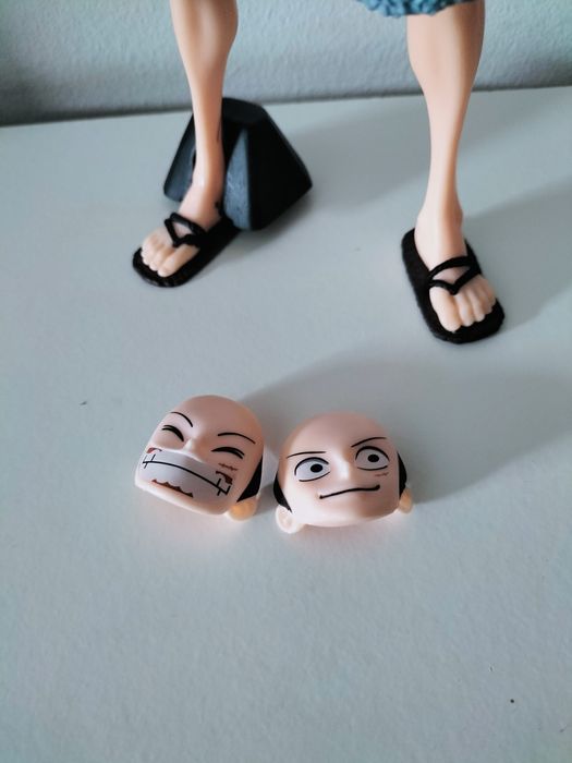 Luffy personagem com  - 28 cm