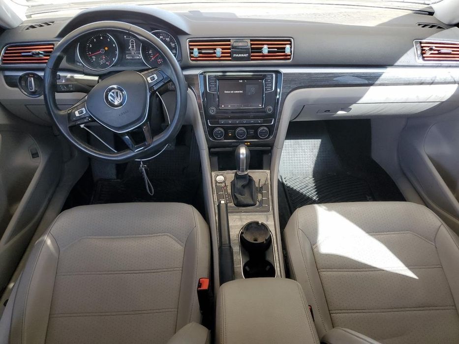 Volkswagen Passatт б8