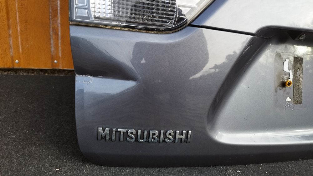 Mitsubishi Outlander II Klapa Tylna a39 F-vat