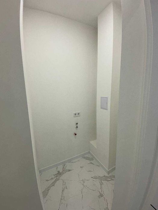 Трикімнатна квартира з ремонтом в центрі міста_M