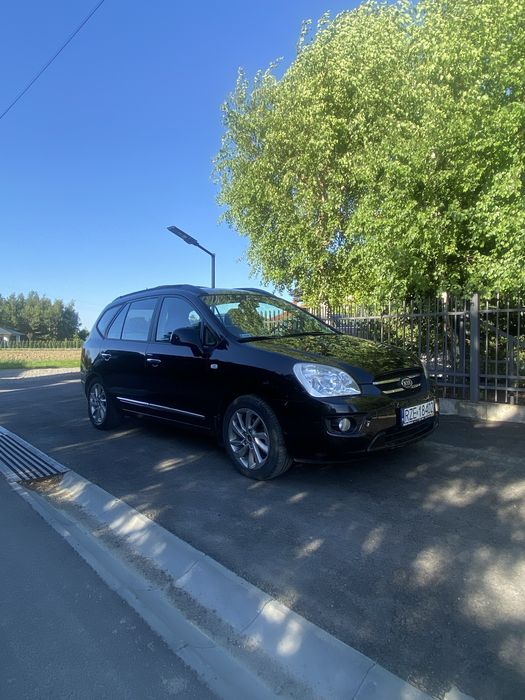 Kia Carens. 2006