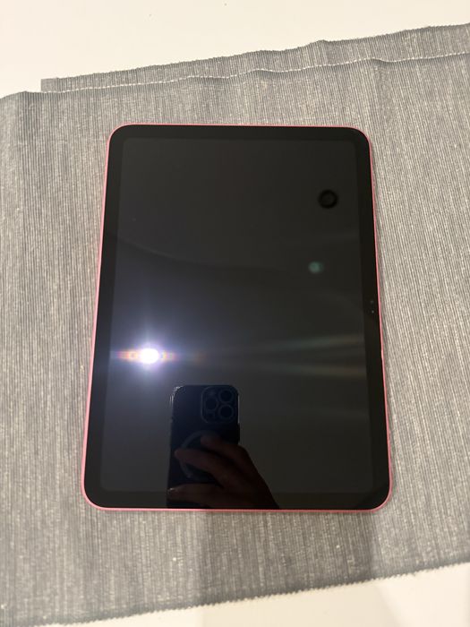 Apple iPad 11" (2025) 11. generacji, Wi-Fi 128GB, różowy
