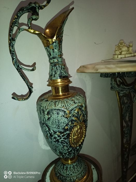 Lindas peças em latão mesa de apoio mais jarrão