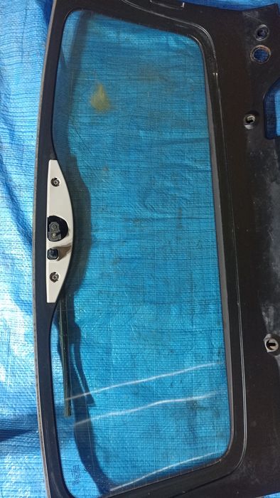 Скло кришки багажника BMW 3 E91 2005-2012