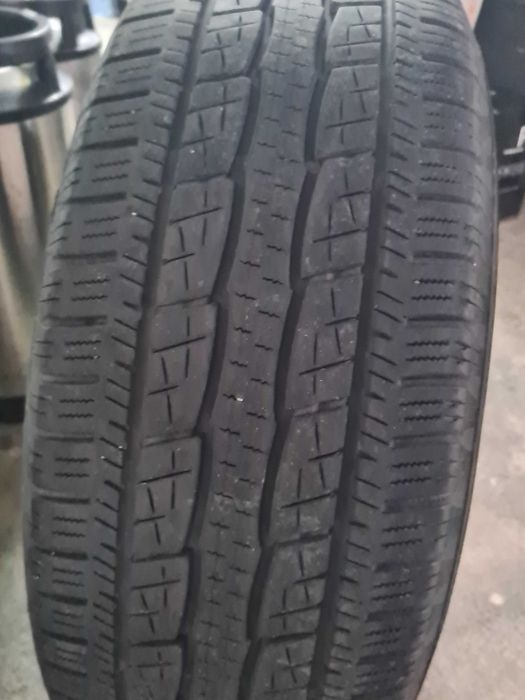 pneus 255 . 65 . 16 .  4x4