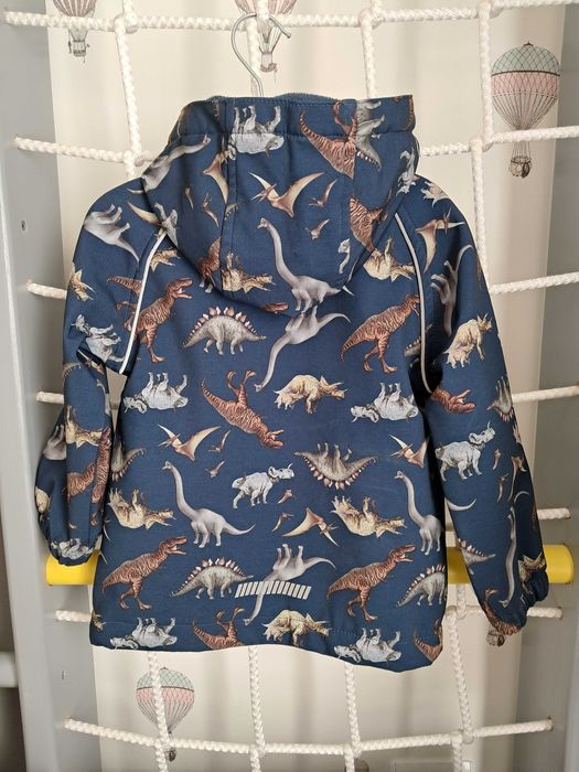 Курточка softshell name it