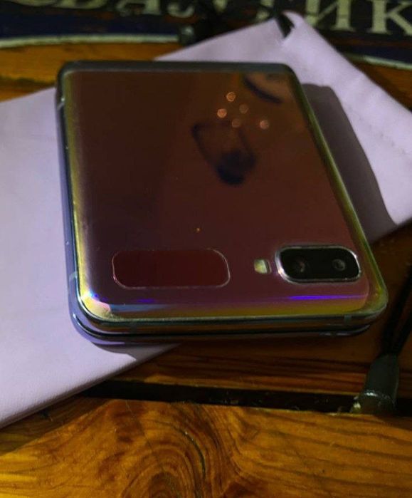 Samsung Galaxy Flip 256gb (SM-F700F)