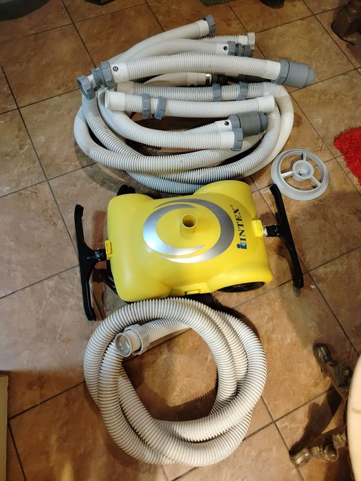 Odkurzacz intexs do basenu