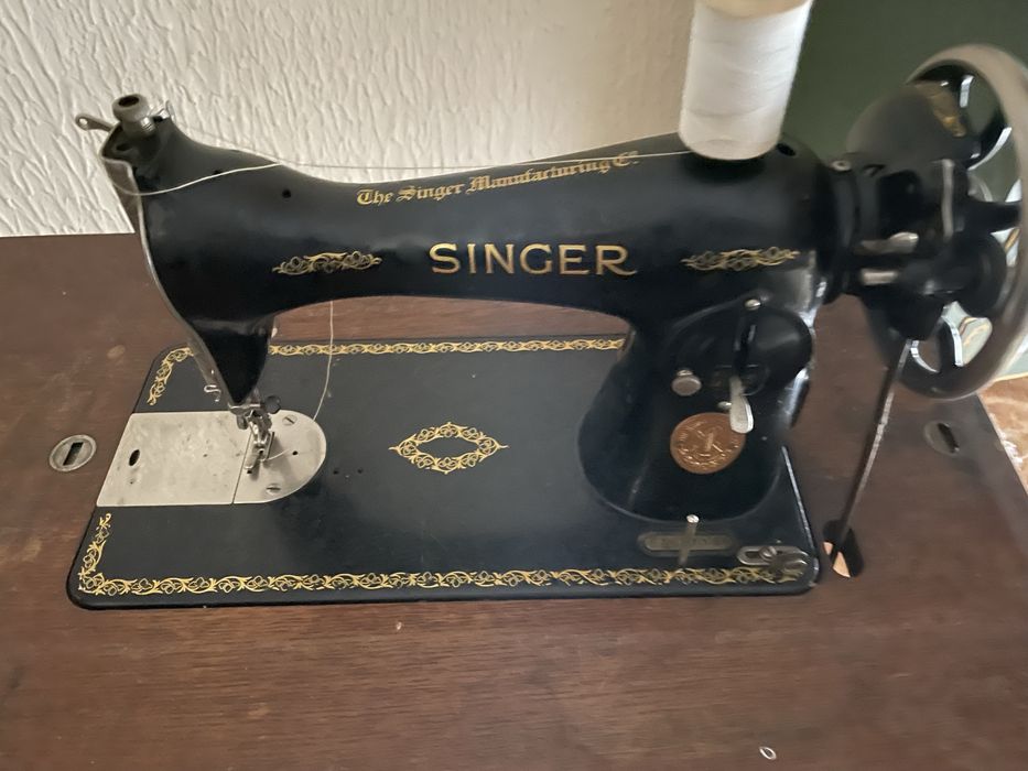 Maquina de Costura - SINGER