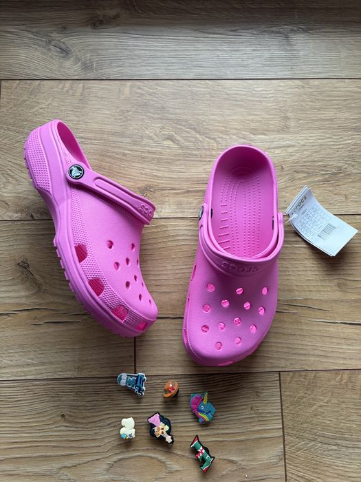 Crocs róż klasyczne klapki na lato