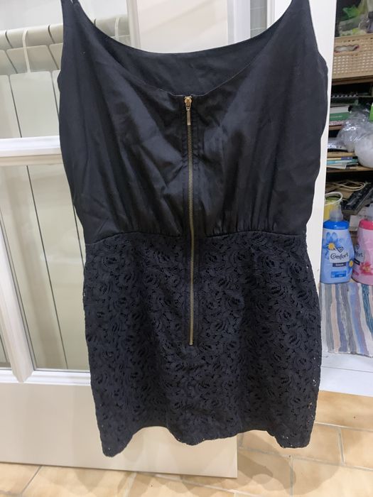 Vestido preto “Lefties” tamanho S de alças